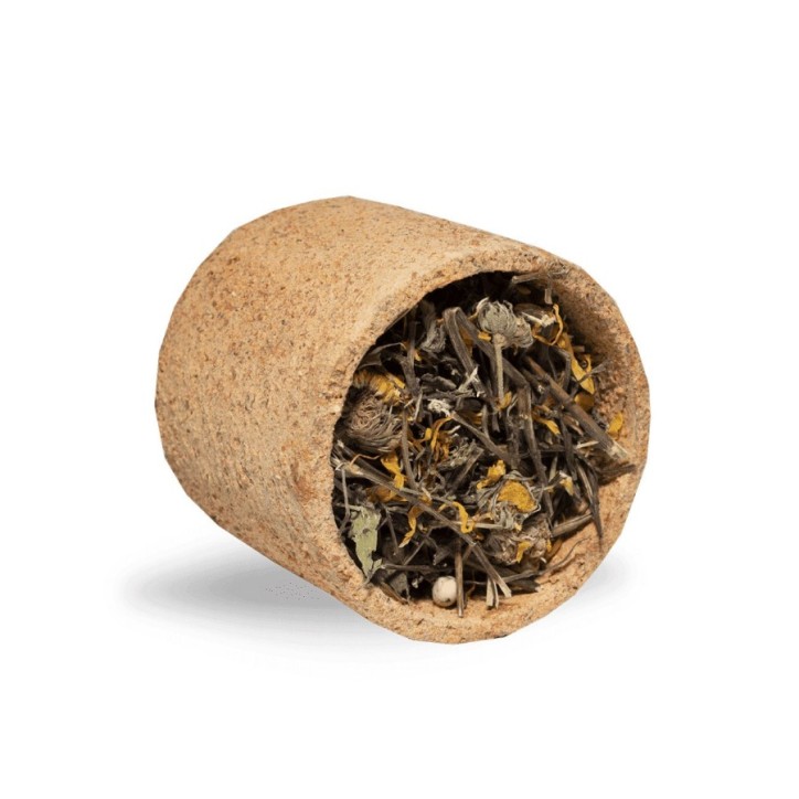 NATURALISS  Carrot Tunnel with Grain and Nettle Leaf 240 g